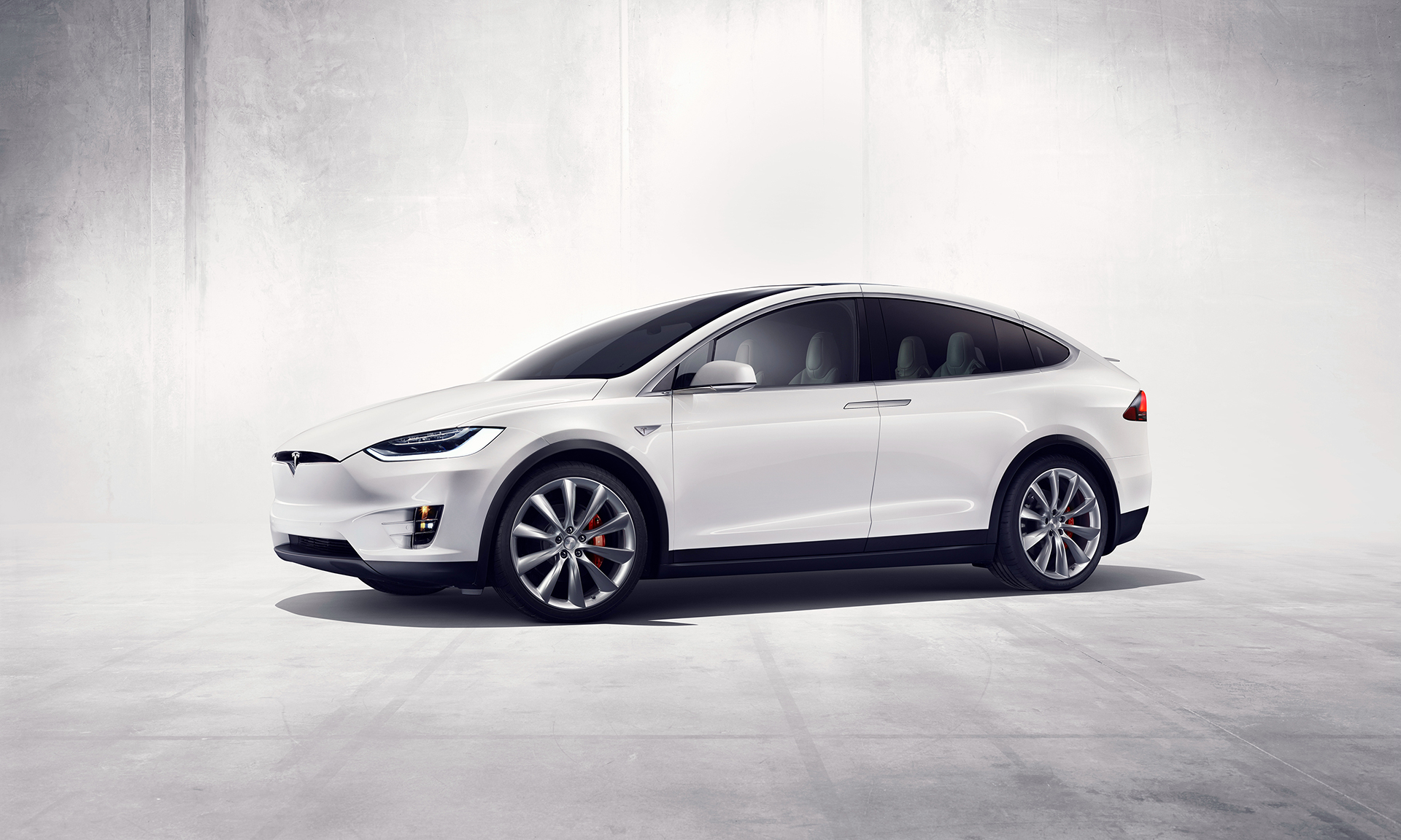 Tesla Model X - side-face / profil