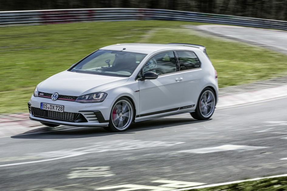 Golf GTI Clubsport S - 2016 - photo - on track